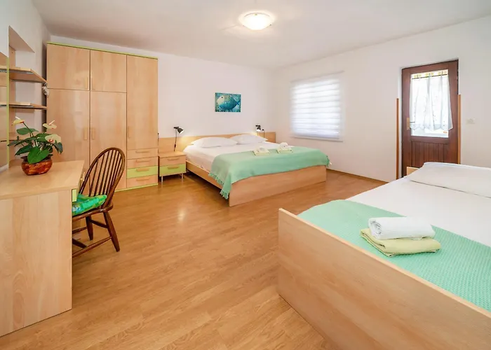 & Double Dean 3* Baška