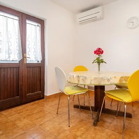 Apartment&double Dean